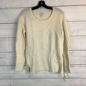 Wool sweater pullover soft warm winter knit side slits Large white ivory holiday